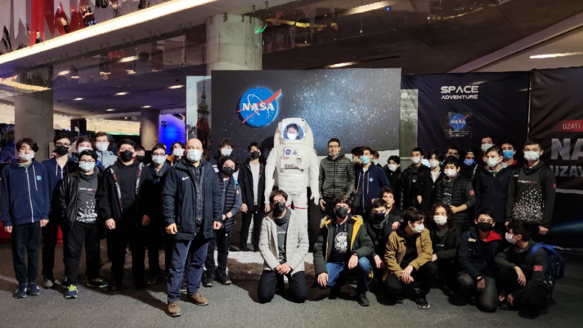 Okulumuz öğrencileri NASA Uzay Sergisini Gezdi